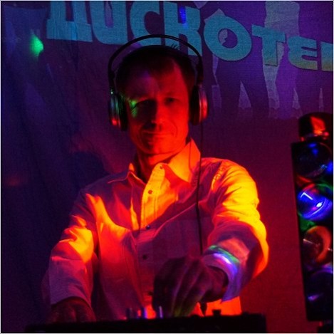 Диджей dj на юбилей недорого