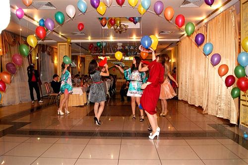Костюмированное шоу